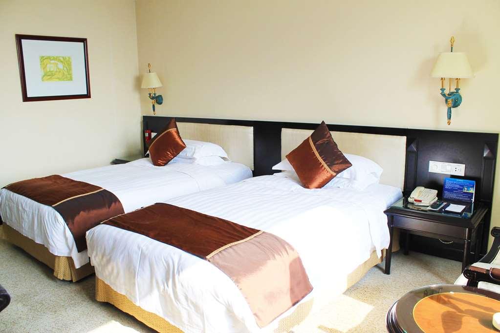 Hotel Grand Metropark - 6 Minutes Walk To The West