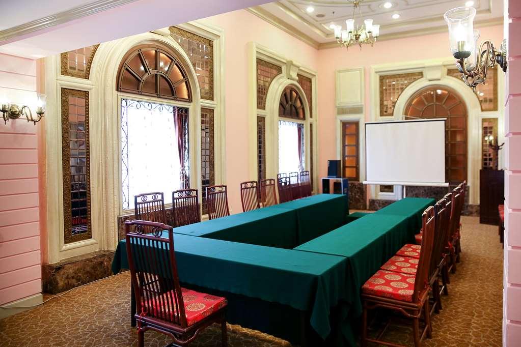 Grand Metropark - 6 Minutes Walk To The West Hotel 5*
